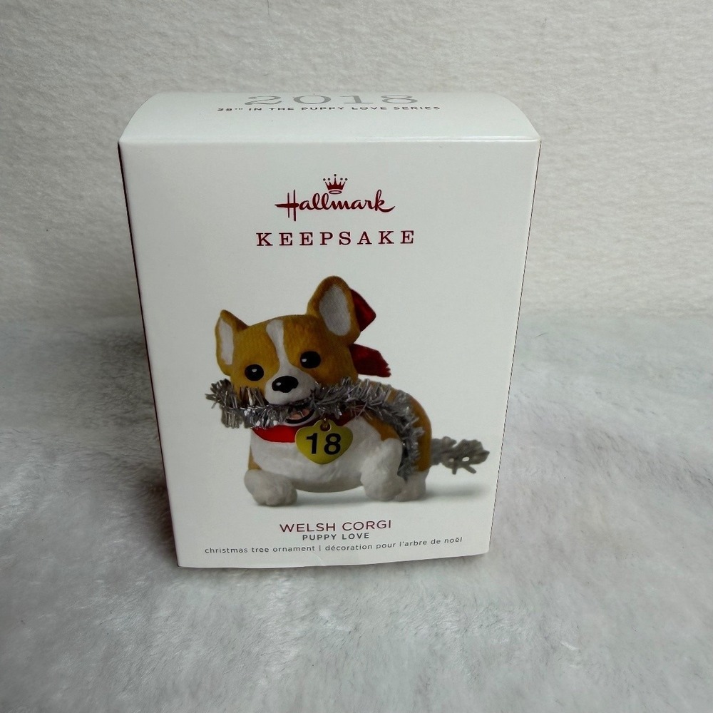 Hallmark Keepsake Welsh Corgi Puppy Love 2018 Christmas Ornament QX9346 - Picture 10 of 10